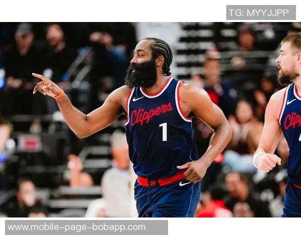 哈登与小卡联手表现出色32分钟正负值13近225分钟累计正负值高达88